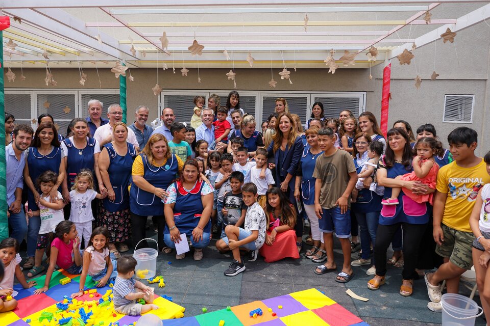 El presidente Alberto Fernández visitó un hogar transitorio para niños y niñas en Baradero por motivo de la Navidad. (Casa Rosada)