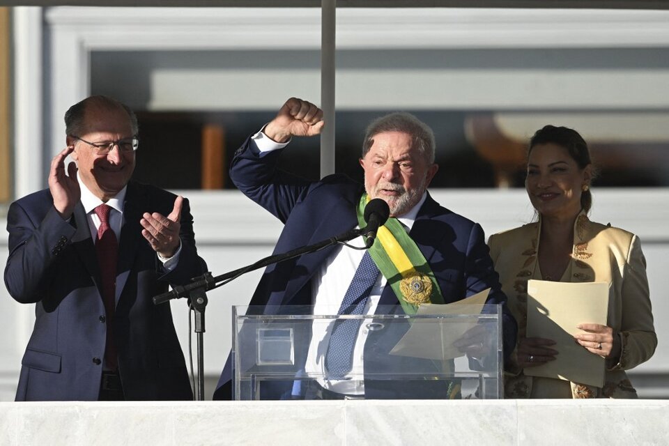 Lula Da Silva se emocionó al hablar de las imágenes que deja la pobreza en Brasil. (Foto: AFP)