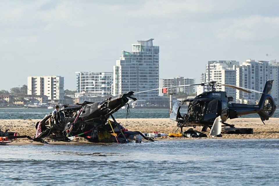 Cuatro muertos y tres heridos al chocar dos helicópteros en una playa de Australia (Fuente: AFP)