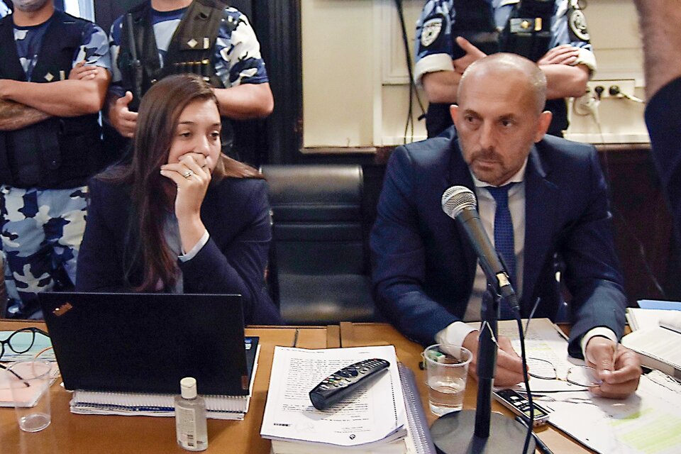 Los abogados defensores de los rugbiers, Hugo Tomei y Emilia Pertossi.