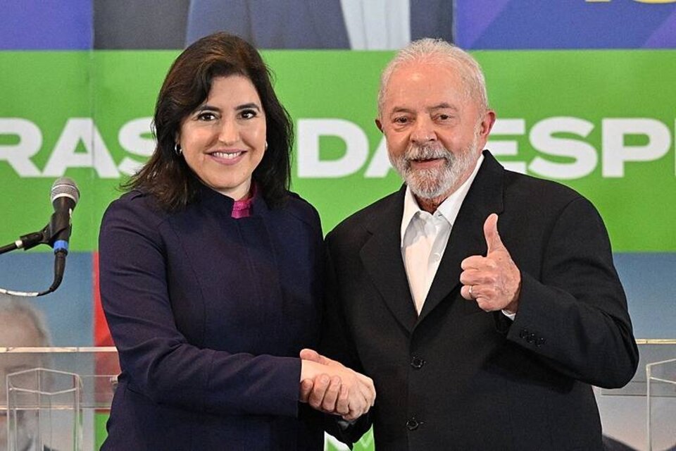 Lula junto a Cida Goncalves, quién estará al frente del Ministerio de las Mujeres