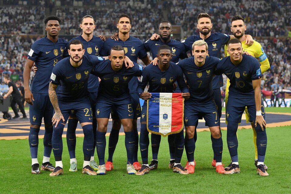 El equipo titular de Francia en la final del mundo, apuntado (Fuente: Prensa FIFA)