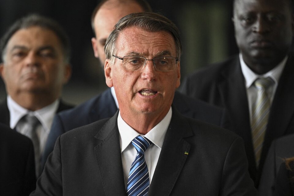 Jair Bolsonaro repuidó las "acusaciones sin pruebas" de que sería el autor intelectual del intento de golpe de Estado en Brasil este domingo. (Foto: AFP)