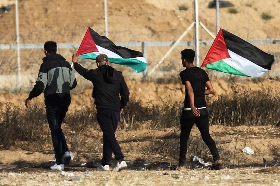 Israel prohíbe ondear banderas palestinas en espacios públicos