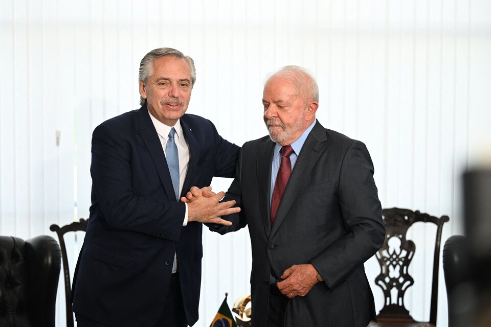 Alberto Fernández será el anfitrión y Lula uno de los jefes de Estado de Latinoamérica que participará de la cumbre (Foto: AFP).