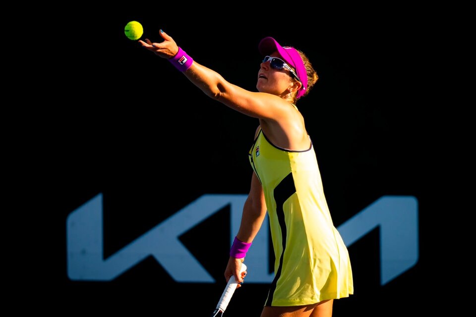 Nadia Podoroska se anotó un buen triunfo en el debut en Australia (Fuente: AFP)