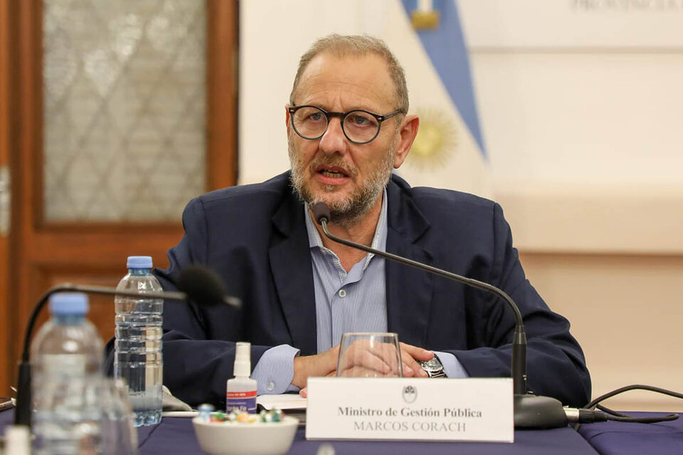 El ministro Corach le respondió con dureza a la oposición.