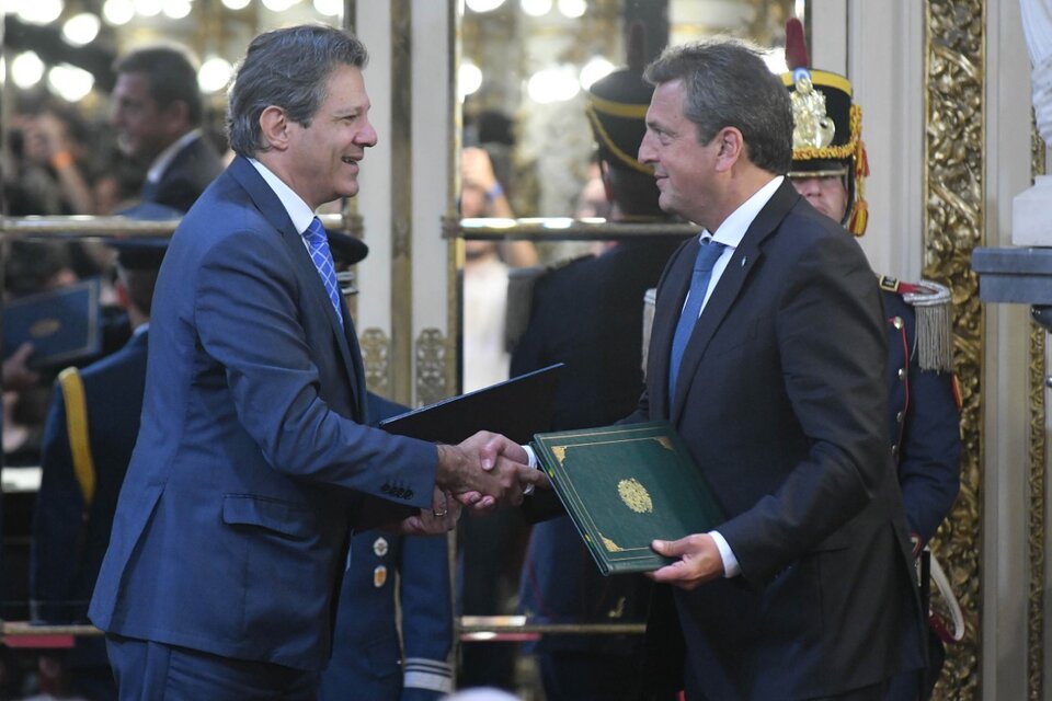 Massa y su par brasileño, Fernando Haddad (Fuente: NA)