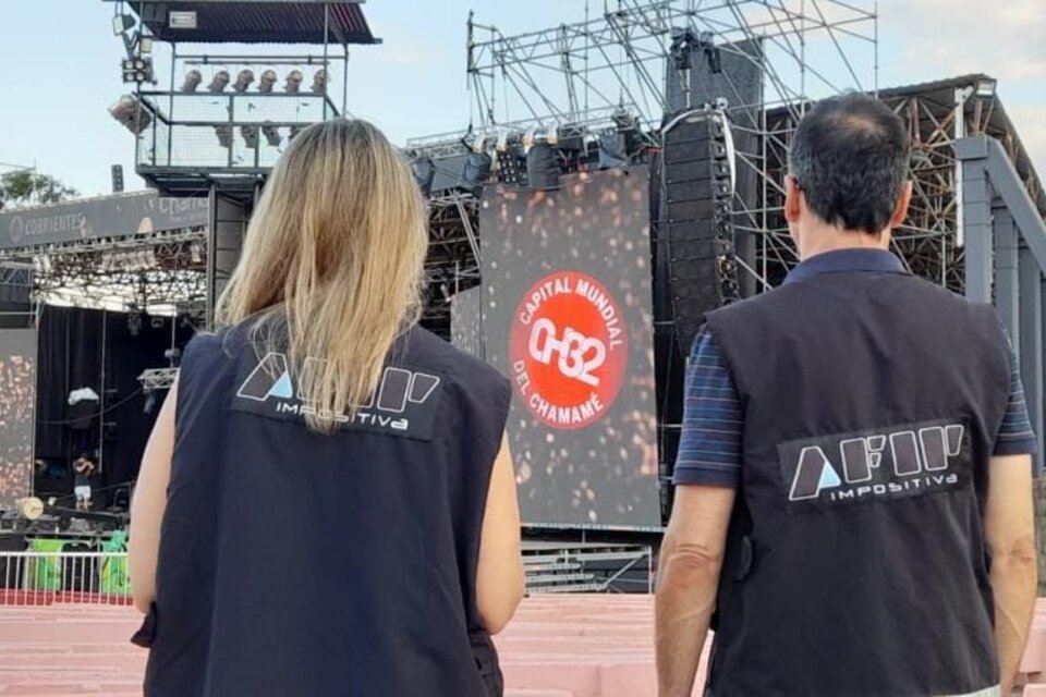 Los agentes hicieron relevamientos de personal y controles de facturación en comercios en 53 localidades de 18 provincias con mayor afluencia de público por la temporada estival. (Foto: AFIP)