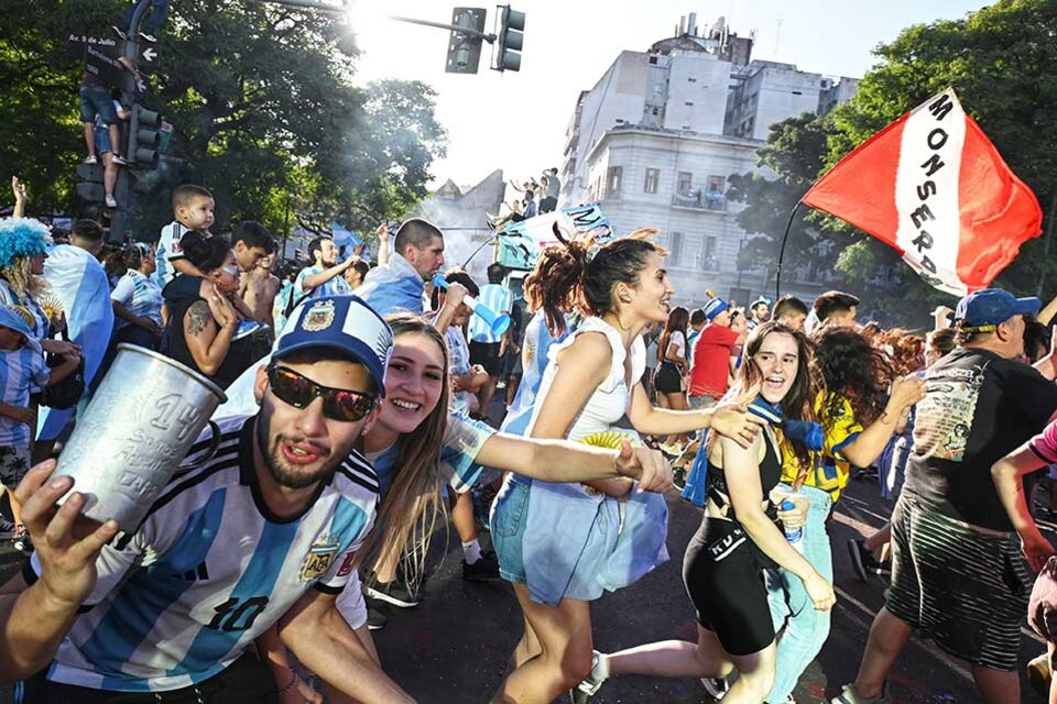 La alegría del Mundial no puede ser conservada, pero sí se puede recrear esa potencia.  (Fuente: Pepe Mateos/ Télam)