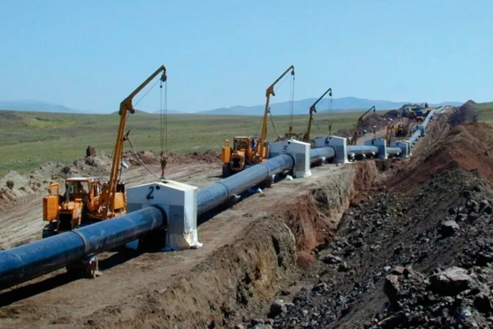 Una de las obras consiste en revertir el sentido del gasoducto del Norte.