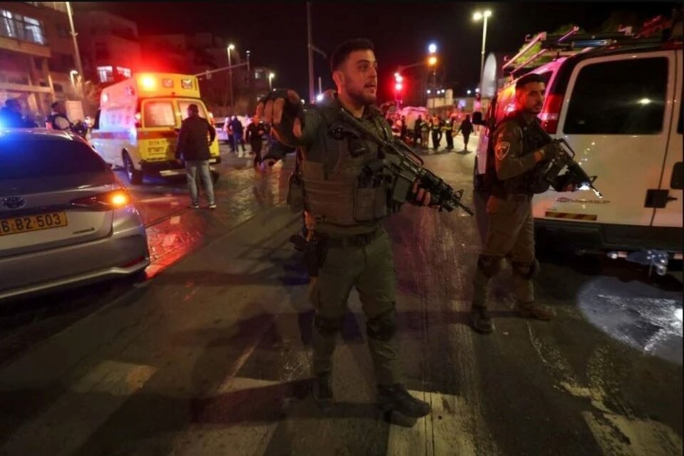 Un atentado a una sinagoga en jerusalen dejó siete muertos este viernes.  (Fuente: AFP)