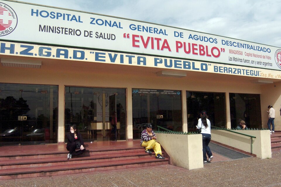 El internado en el Hospital Evita Pueblo de Berazategui por una intoxicación severa no tuvo cultivo positivo de salmonella y shigella. (Fuente: NA)