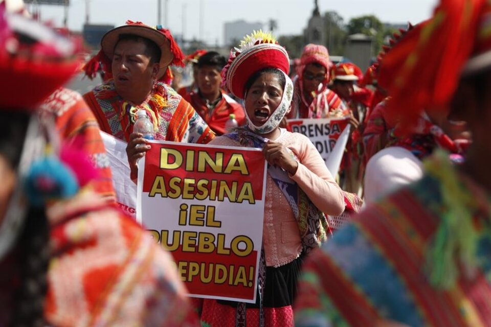 Las protestas contra la presidenta crecen día a día en la capital peruana. (Fuente: EFE)