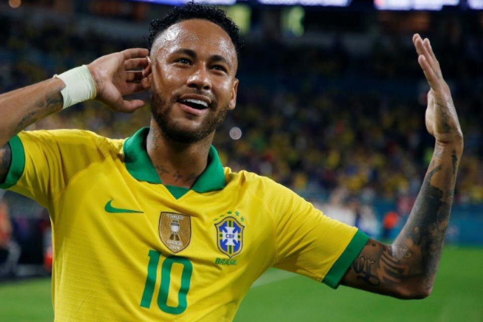 Neymar nació el 5 de febrero de 1992.