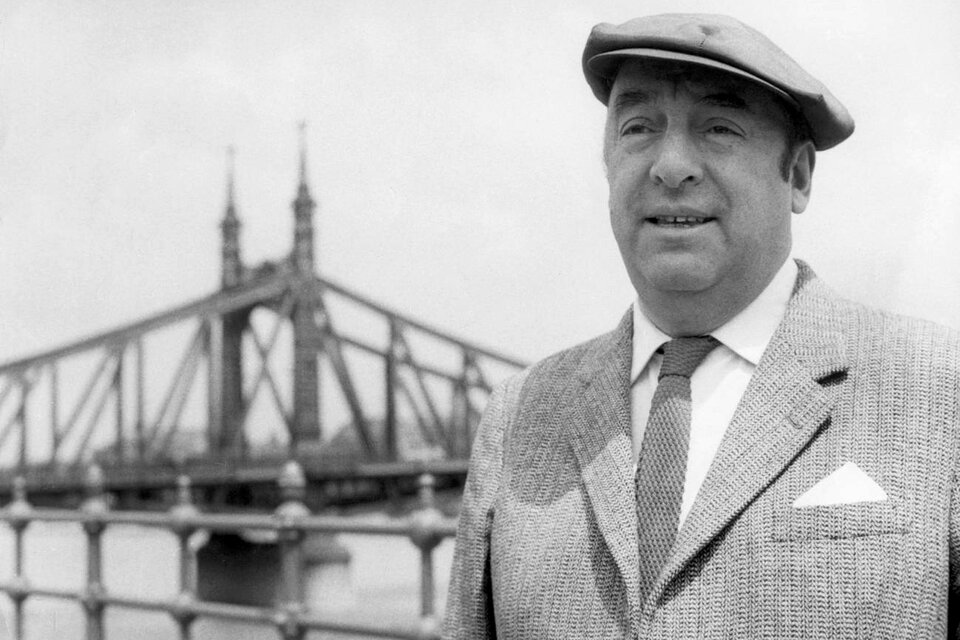 Expertos revelerán de qué murió el poeta chileno Pablo Neruda. (Fuente: EFE)