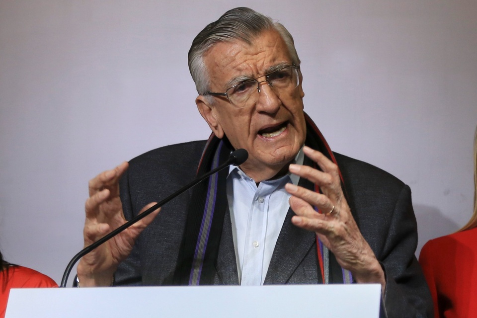 El diputado José Luis Gioja.