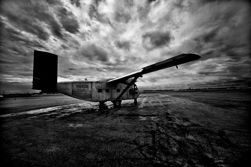 Skyvan PA-51, uno de los aviones fotografiados por Giancarlo Ceraudo publicado en su libro “Destino Final”. (Fuente: Giancarlo Ceraudo)