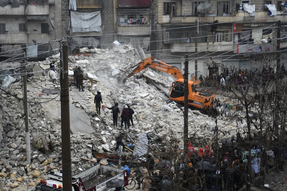 En Siria,  el sismo causó al menos 1.444 muertos (Foto: AFP).