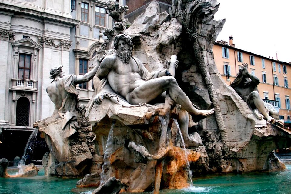 “Fontana dei quattro fiumi”, creada entre 1648 y 1651, a pedido del papa Inocencio X