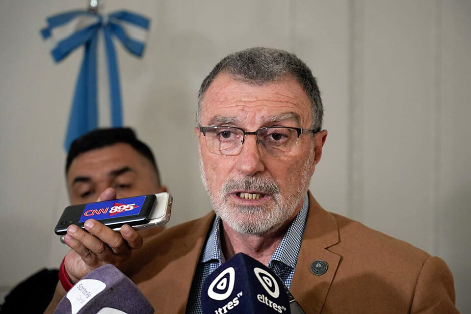 Rubén Rimoldi, desde anoche, ex ministro de Seguridad.