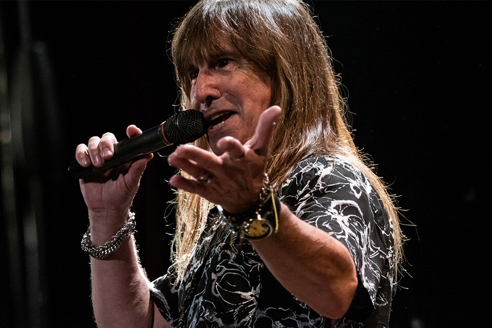 Adrián Barilari versionó en castellano varios clásicos del rock.