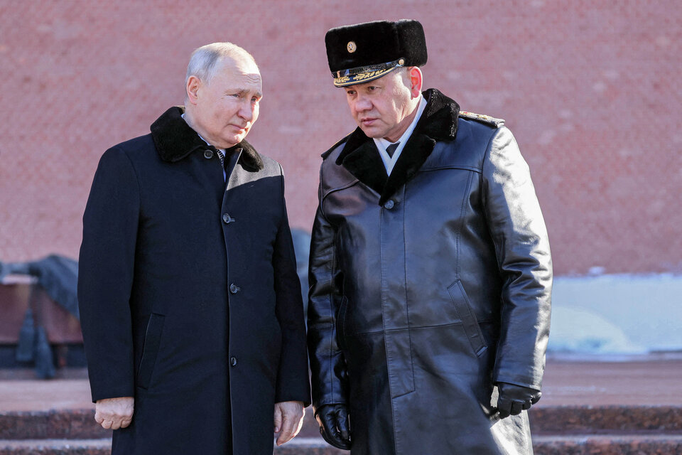 Junto a las murallas del Kremlin, Putin advierte sobre sus misiles de largo alcance. (Fuente: AFP)