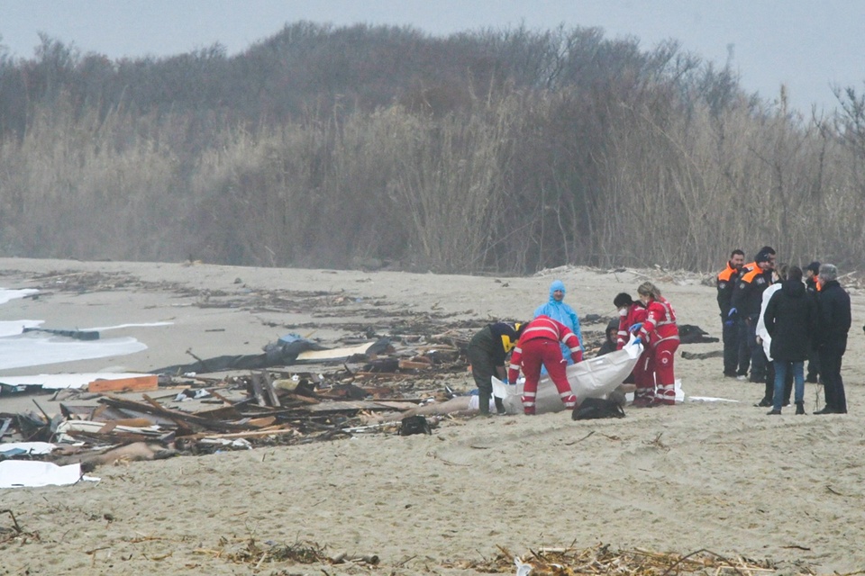 Tragedia sin fin en el Mediterráneo: siguen muriendo migrantes  