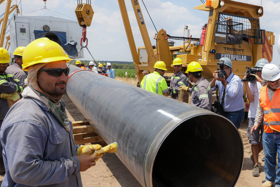El gasoducto Néstor Kirchner se construye gracias a la contribución del aporte solidario de las grandes fortunas. (Fuente: NA)