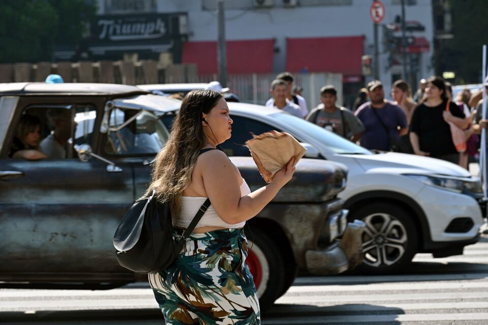 El calor en Ciudad de Buenos Aires y alrededores no da tregua (Foto: Télam).