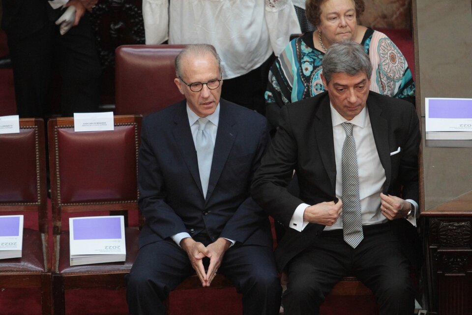 Con la mirada siempre para el frente, Carlos Rosenkrantz y Horacio Rosatti en la Asamblea Legislativa. (Fuente: Bernardino Avila)