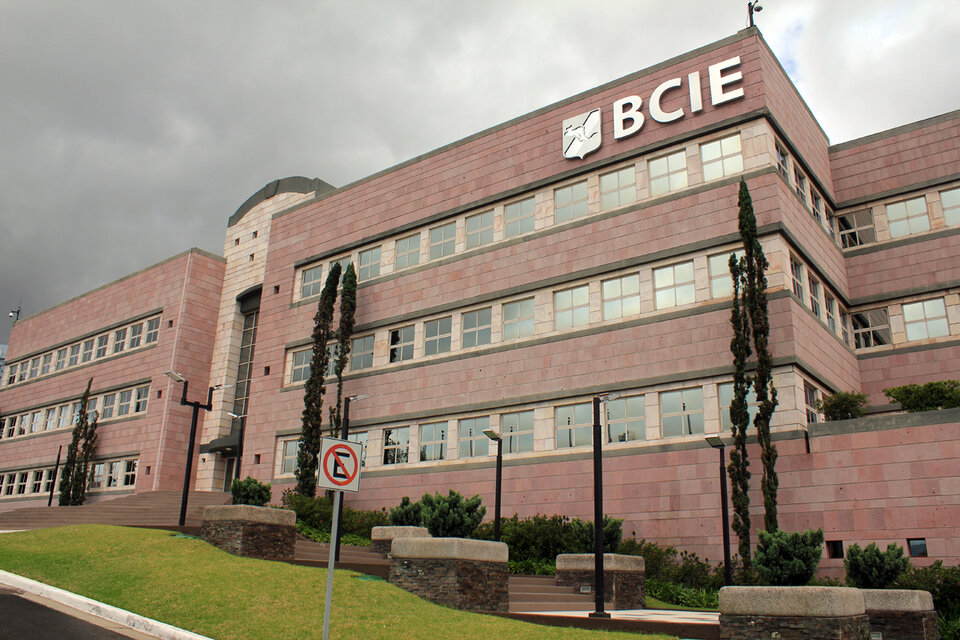 El crédito del BCIE es a 20 años.