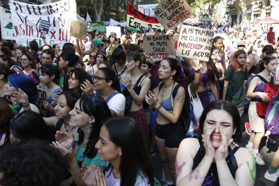 Marchas y movilizaciones por el Día Internacional de la Mujer (Foto: Leandro Teysseire).