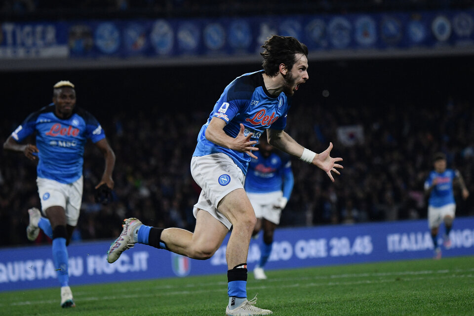 Serie A de Italia: el Napoli de Gio Simeone se mantiene en la cima (Fuente: AFP)