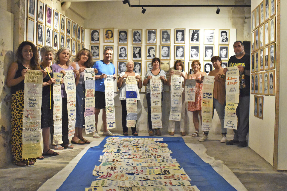 Los bordados alrededor de las víctimas desaparecidas en el ex pozo de Quilmes, hoy Sitio de Memoria.  (Fuente: Idman Addur)