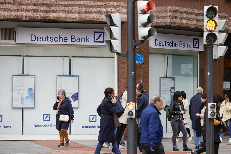 Se desploman las acciones del Deutsche Bank y vuelve a temblar el sistema bancario europeo (Fuente: EFE)