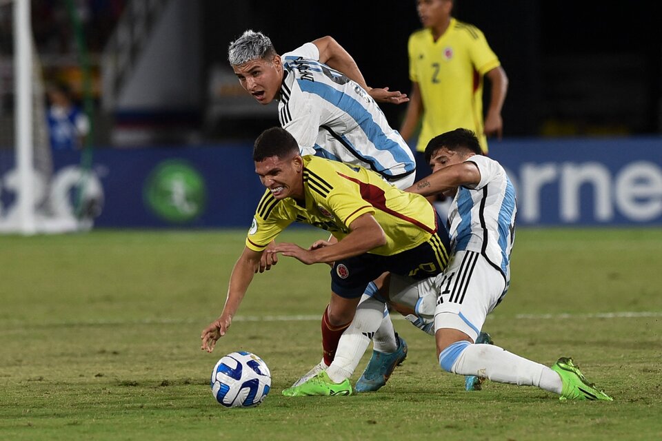 El Sub 20 argentino no pudo lograr su plaza mundialista en el Sudamericano. (Fuente: AFP)