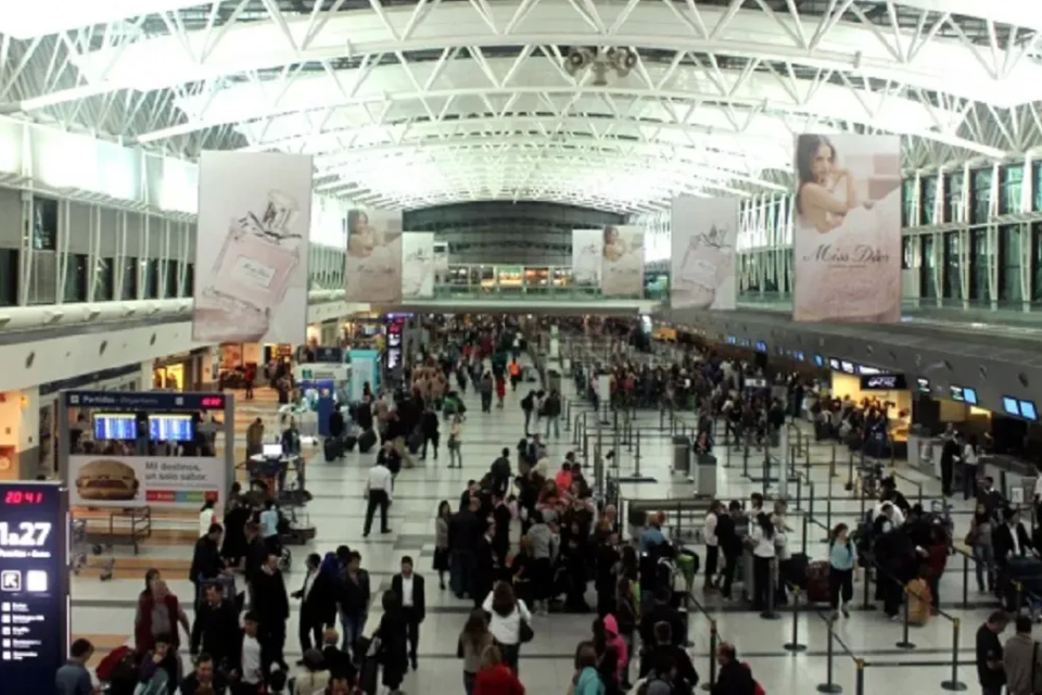 Se levantó el paro en los aeropuertos anunciado para Semana Santa
