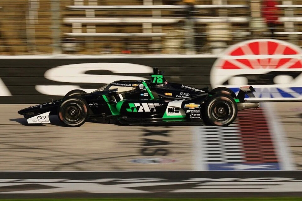 Agustín Canapino, durante su segunda carrera de IndyCar. (Fuente: @juncoshollinger)