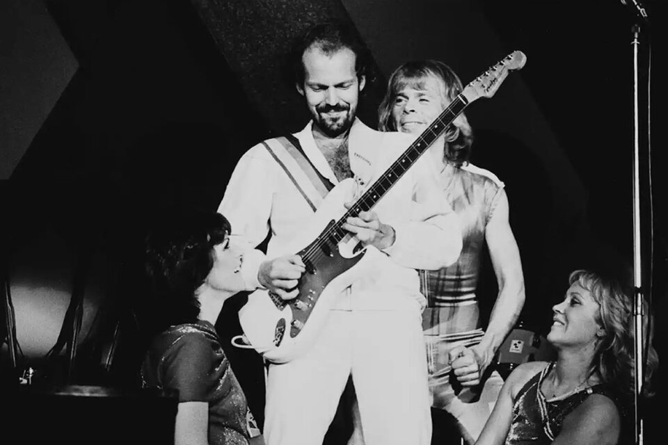 Lasse Wellander salió de gira con ABBA en 1975, 1977, 1979 y 1980 (Foto: Polydor Records).