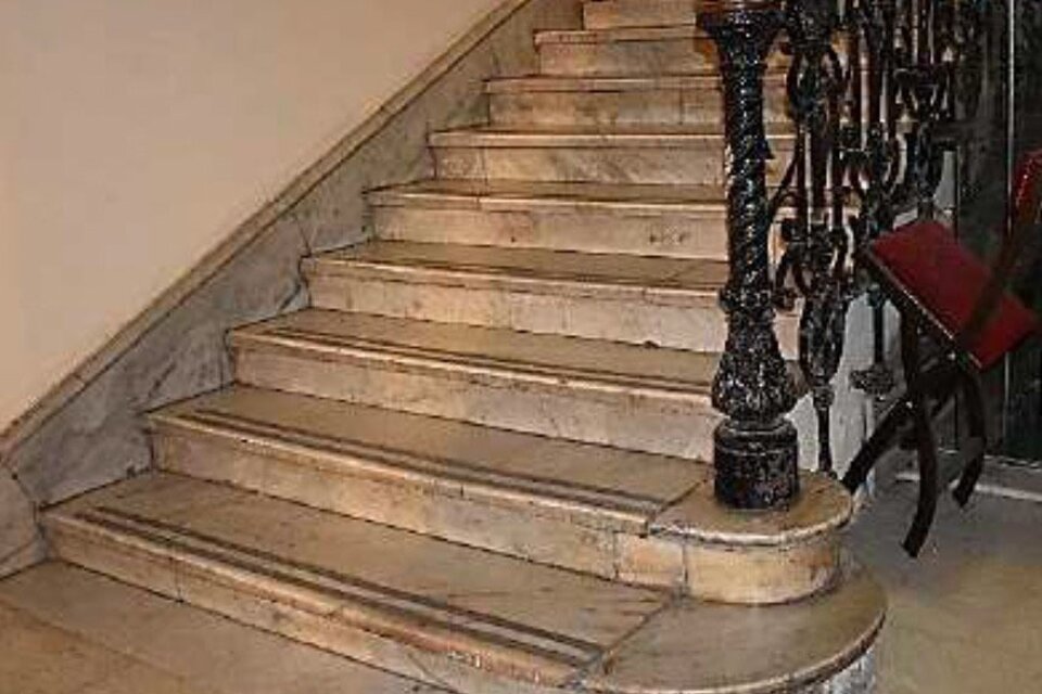El insólito caso de la escalera robada en la Casa Rosada