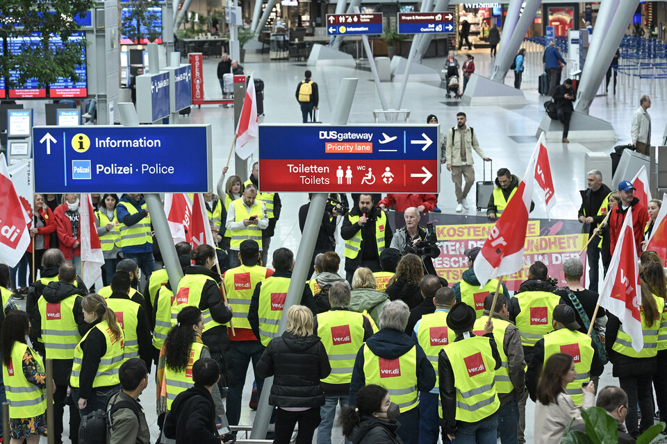 Paro en el aeropuerto de Düsseldorf. (Fuente: AFP)