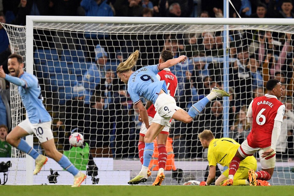 El noruego Erling Haaland metió el cuarto para Manchester City y ya tien 33 goles en el campeonato.  (Fuente: AFP)