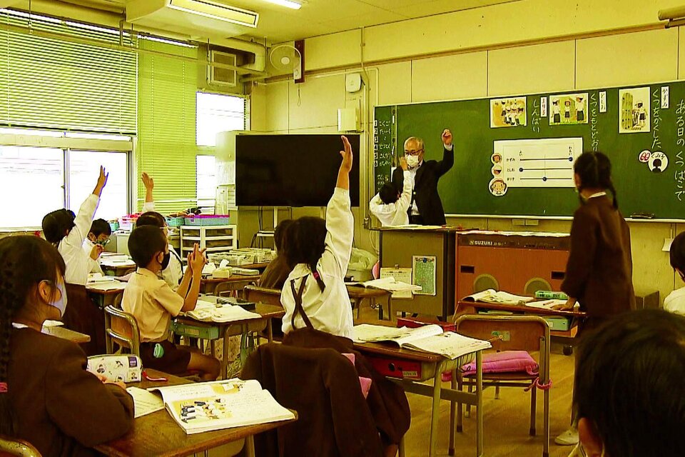 "Education and Nationalism", documental japonés de la realizadora Hisayo Saika.