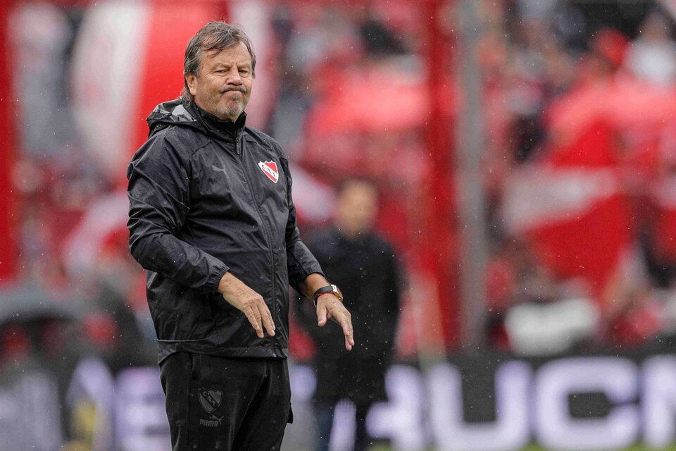 Ricardo Zielinski, entrenador del Rojo de Avellaneda (Fuente: Fotobaires)