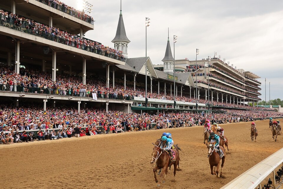 El Kentucky Derby congrega multitudes en Estados Unidos (Fuente: AFP)