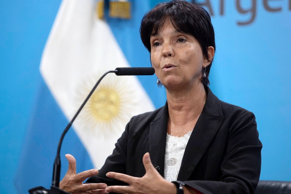 Mercedes Marcó del Pont analizó con senadores aspectos vinculados al litio en el país