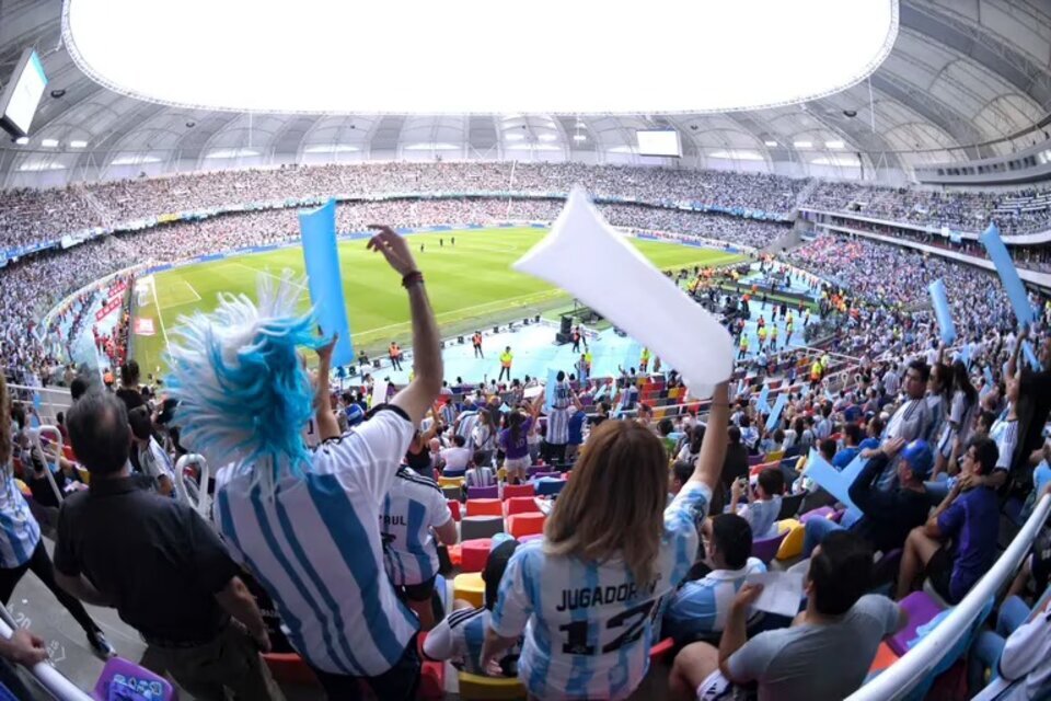 Santiago del Estero ya recibió a la Selección argentina en la fiesta de los campeones, frente a Curazao (Fuente: Facebook Estadio Único Madre de Ciudades)