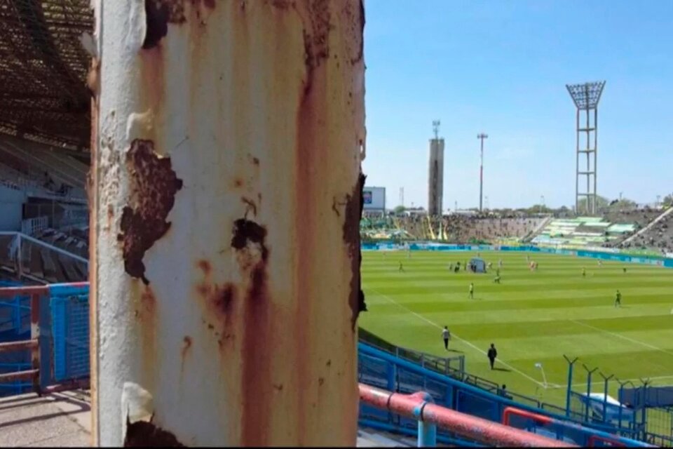 El estadio Mundialista de Mar del Plata, en estado muy deteriorado por su abandono