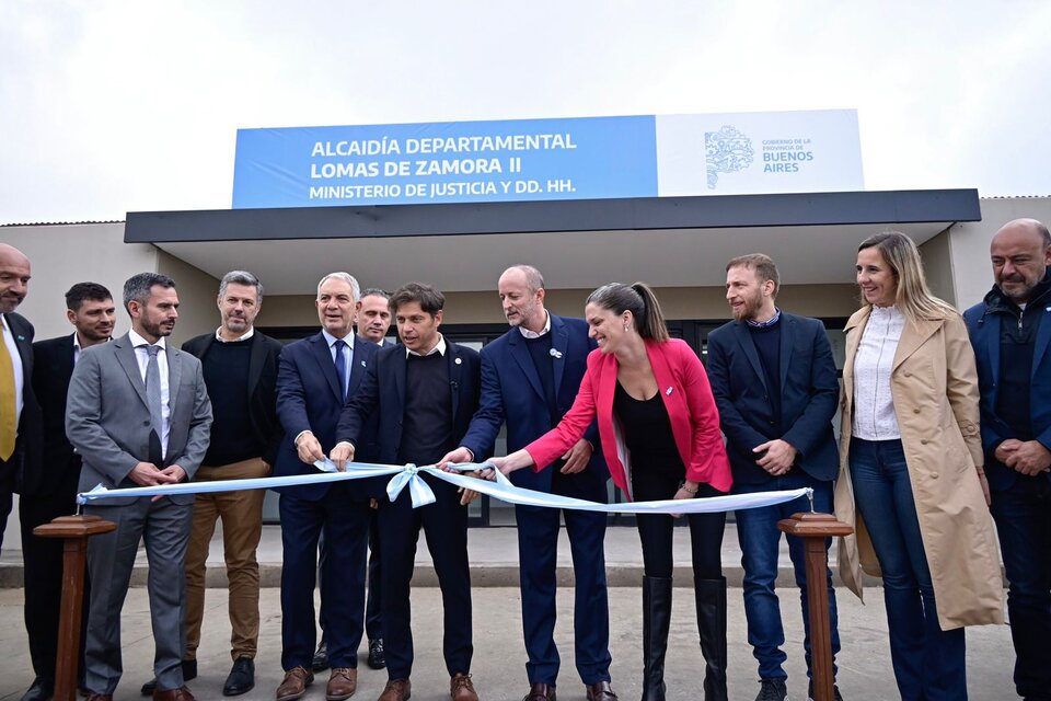Insaurralde y Kicillof inauguraron una nueva Alcaidía Departamental en Lomas de Zamora